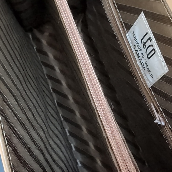 Vintage Leco Canada Beige Leather Womans Shoulder Bag. - Picture 11 of 16